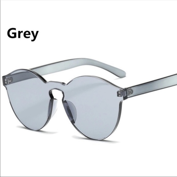 Beautiful sunny sunglasses in different colors. - Picture 2 of 8